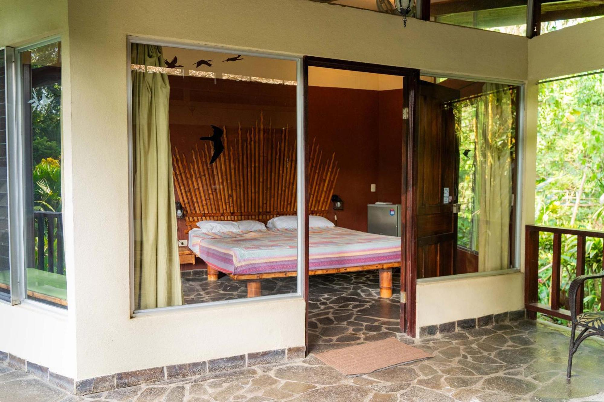 Bed and Breakfast Heliconia Island Las Horquetas Zewnętrze zdjęcie